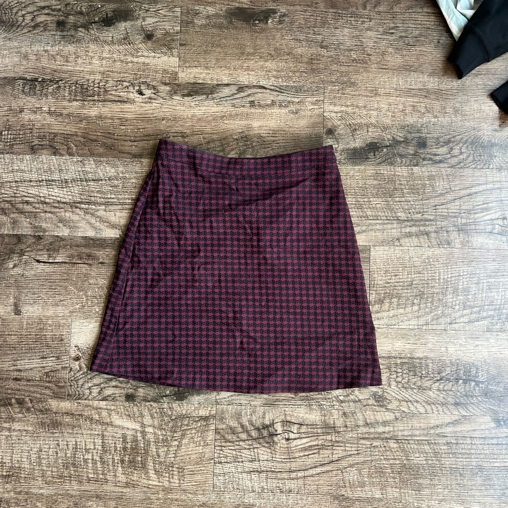 Margaret M Black and Red Houndstooth Mini Skirt